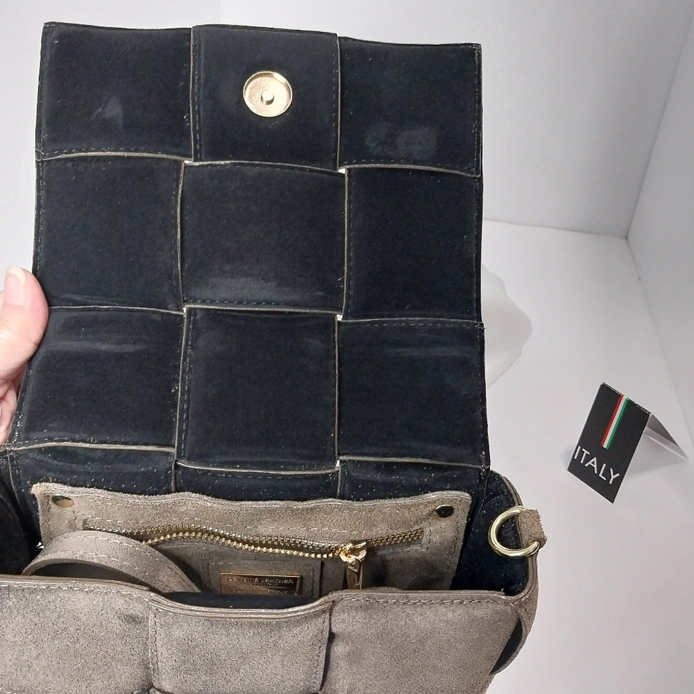 Viola Castellani Woven Suede Padded Crossbody Bag - Picture 6 of 10